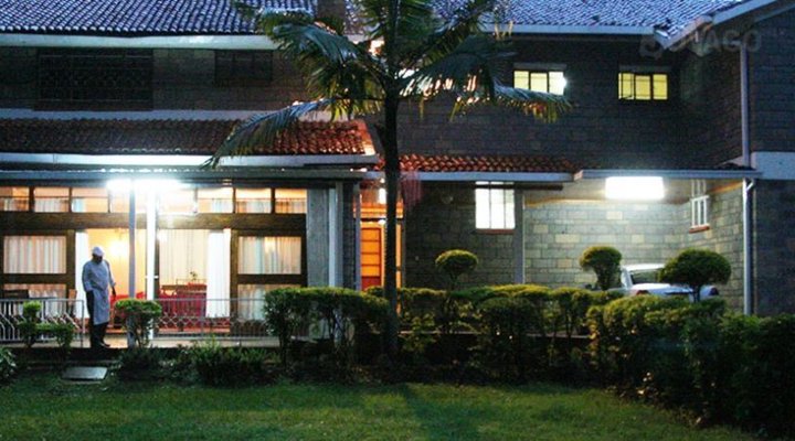 Eden Suites and Lounge