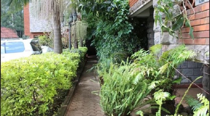 The Geo Mara, Tropical Towers Apartment