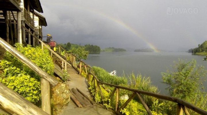 Lake Bunyonyi Rock Resort
