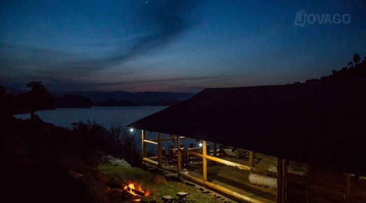 Lake Bunyonyi Rock Resort
