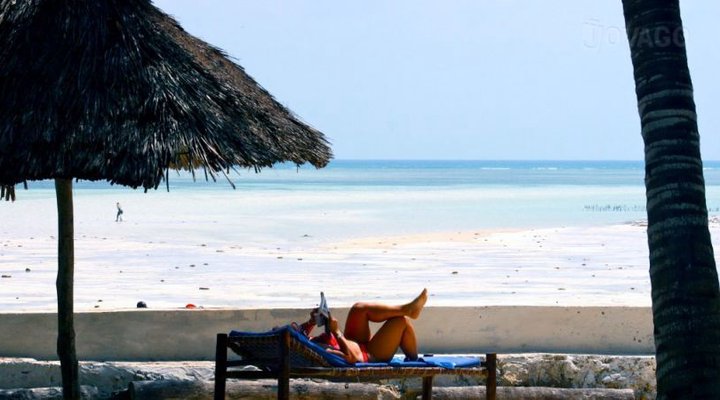 Coral Reef Beach Resort