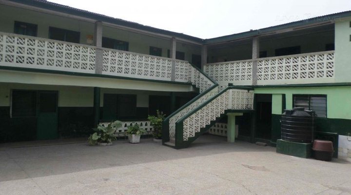 Nyansapow Hotel (Holywood)