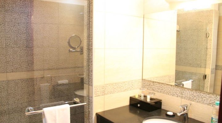 Best Western Plus Peninsula Hotel