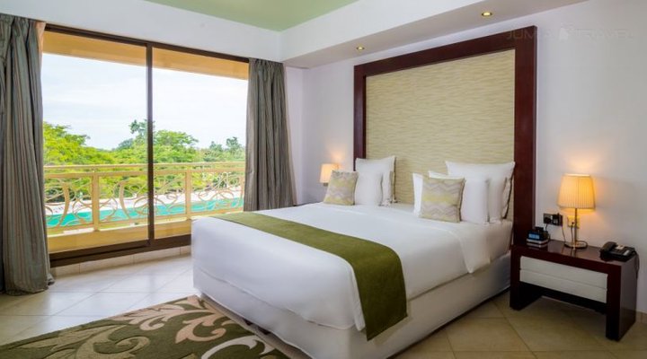 Best Western Plus Peninsula Hotel