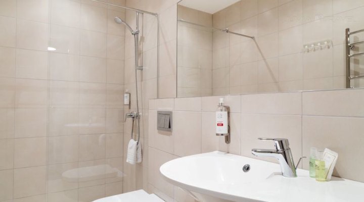 Best Western Plus Peninsula Hotel
