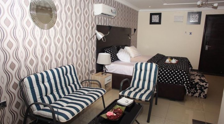 Carlton Gate Xclusive Hotel