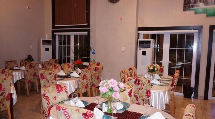 Carlton Gate Xclusive Hotel