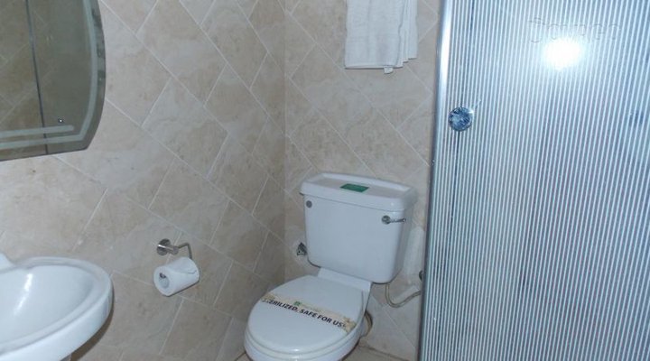 Royal Cedars Hotel and Apartment