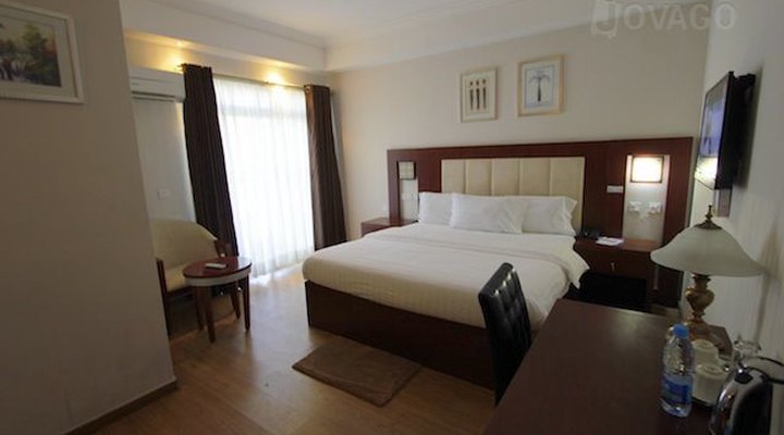 Marco Polo Hotel & Suites