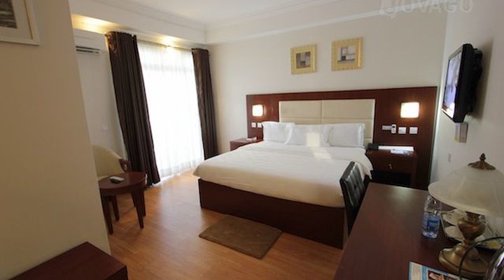 Marco Polo Hotel & Suites