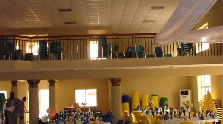 Royal Spring Holiday Inn, Osogbo