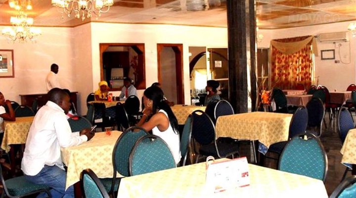 Royal Spring Holiday Inn, Osogbo