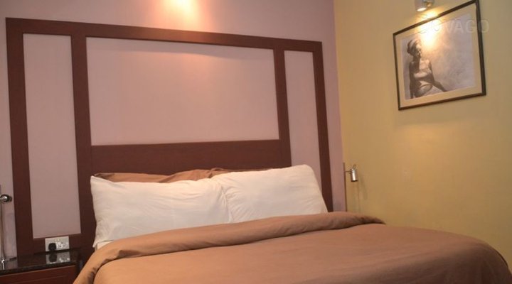 The Camelot Rest House