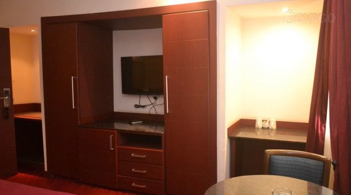 The Camelot Rest House