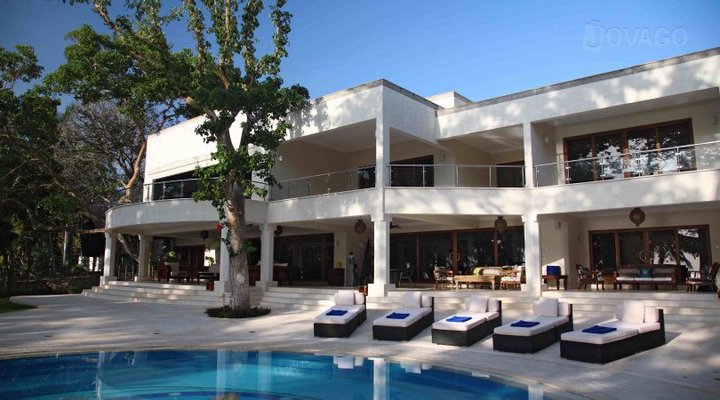 Almanara Luxury Boutique Hotel & Villas