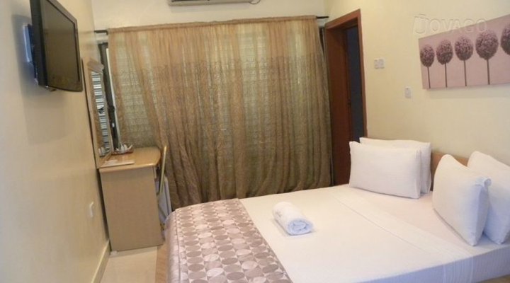 Solitude Hotel And Spa