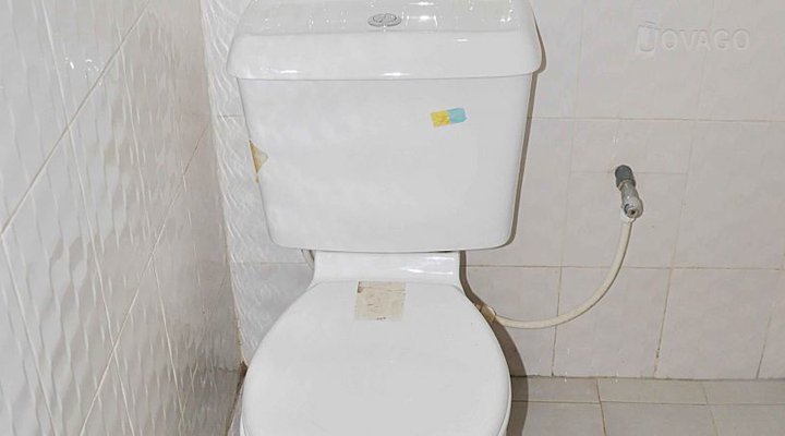 Fairmont Suites & Lounge