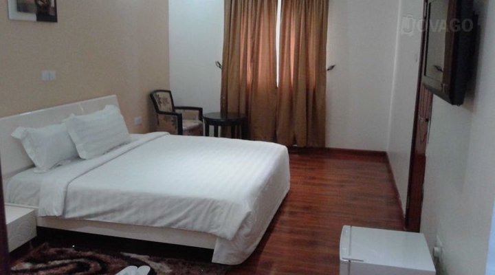 New Castle Hotel Lekki