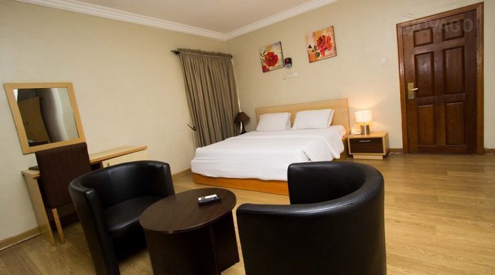 Noah's Ark Hotel & Suites