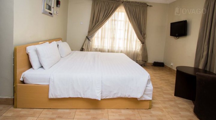 Noah's Ark Hotel & Suites