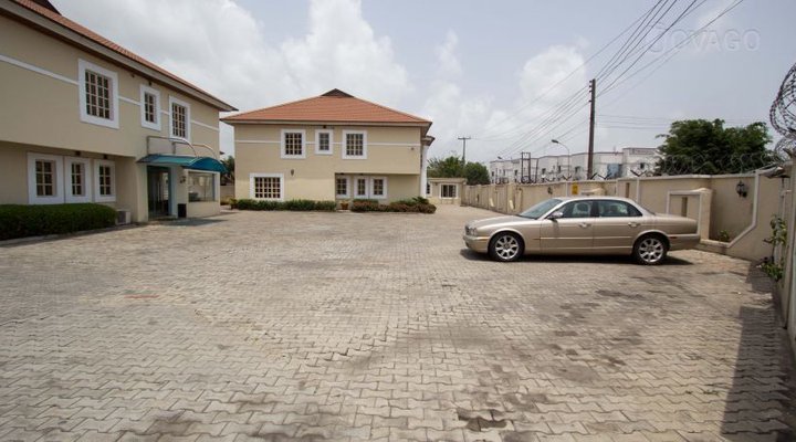 Noah's Ark Hotel & Suites