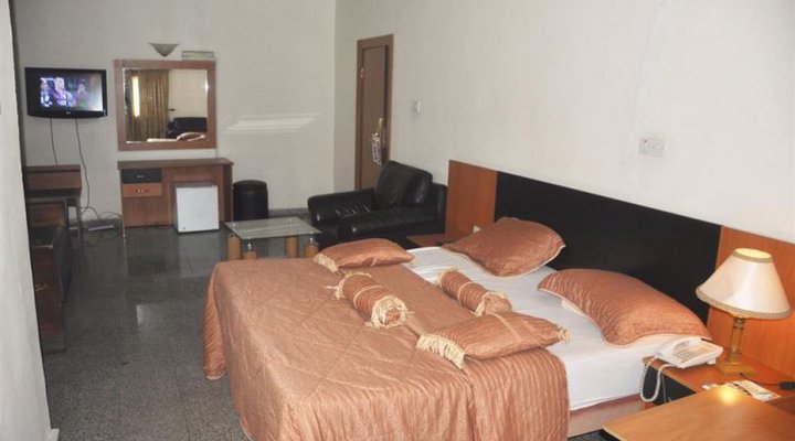 Beverly Hills Holiday & Resort, Port Harcourt