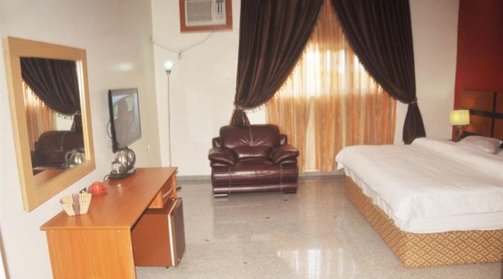 Beverly Hills Holiday & Resort, Port Harcourt