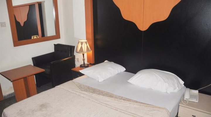 Beverly Hills Holiday & Resort, Port Harcourt