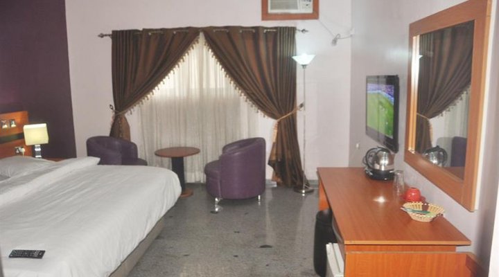 Beverly Hills Holiday & Resort, Port Harcourt