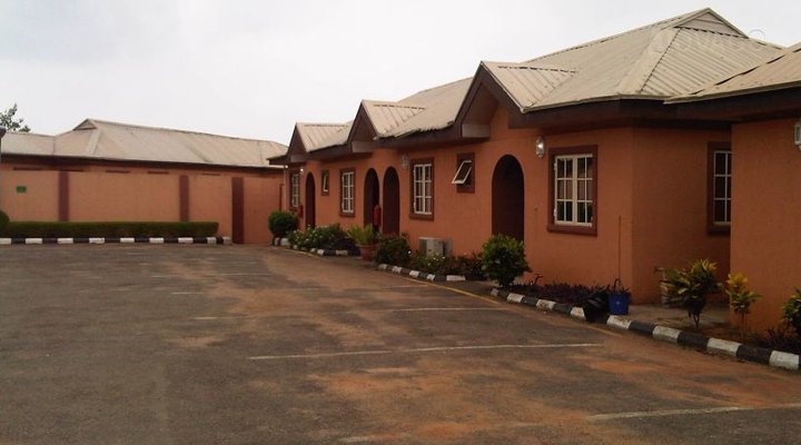 Livingspring Resort & Holiday Inn