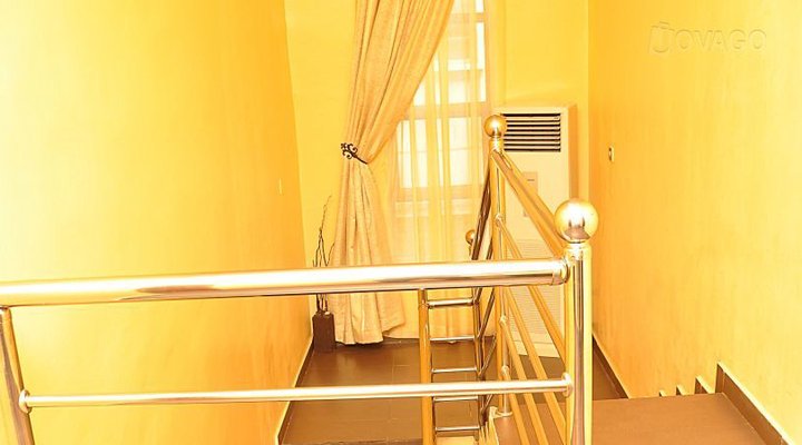 Suru Express Hotel, Surulere
