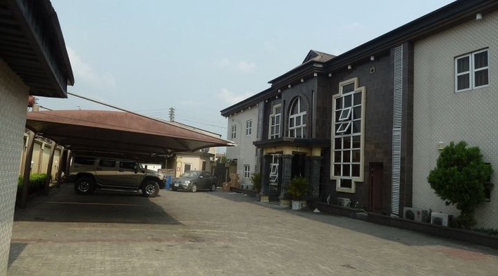 911 Beach and Resorts