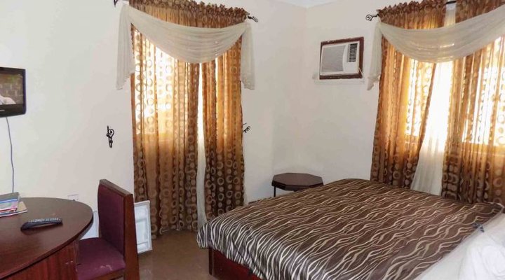 Royalton Palace Hotel