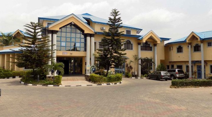 Royalton Palace Hotel