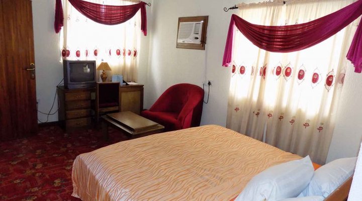 Royalton Palace Hotel
