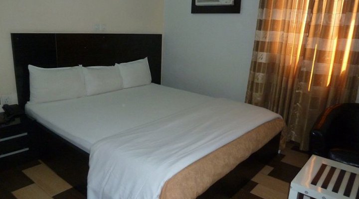 Bayview Resorts And Hotels (Owerri)