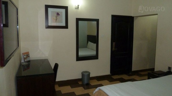 Bayview Resorts And Hotels (Owerri)