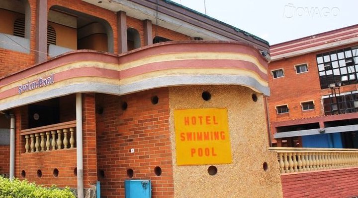 Divine Fountain Hotel Ajao Estate