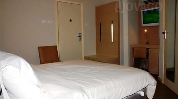 House B Guest House