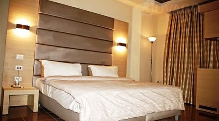 House B Guest House