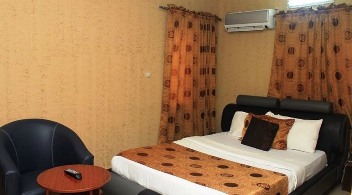 Travel Lodge Hotel & Event centre