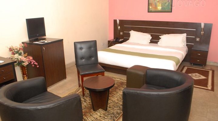 The Elkan Terrace