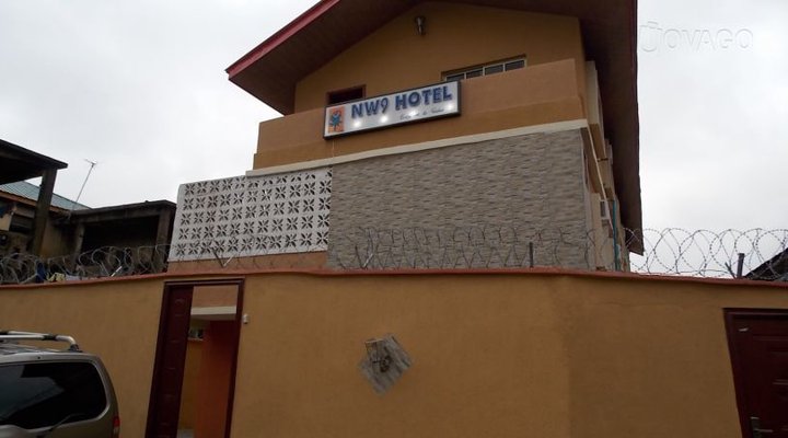 NW 9 Hotel