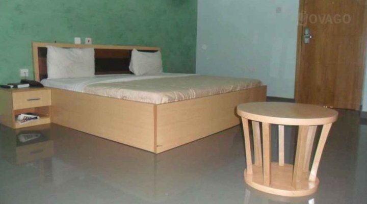 G Towers Hotels & Tourism