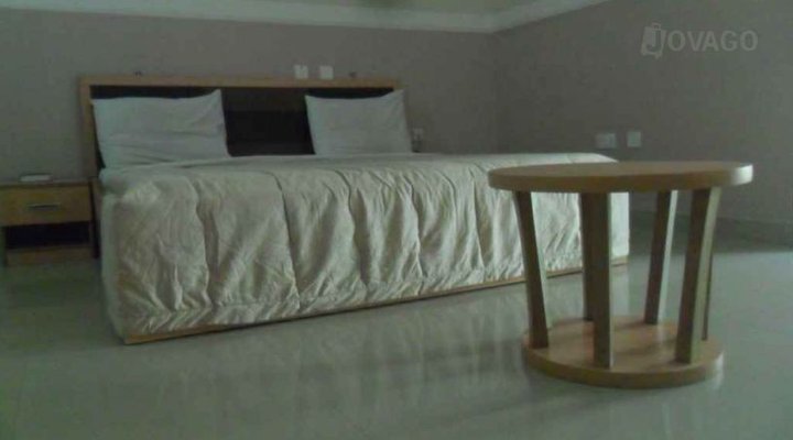 G Towers Hotels & Tourism