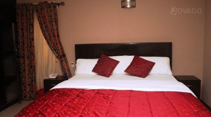 Castle Lodge Serviced Apartments