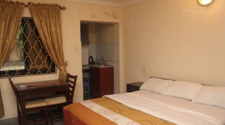 Castle Lodge Serviced Apartments