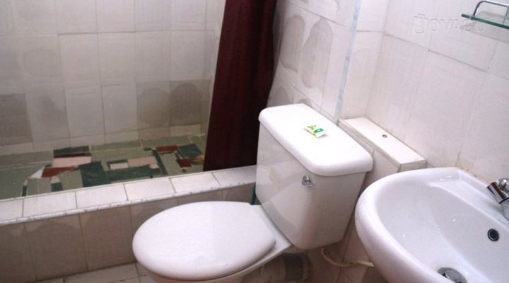 Castle Lodge Serviced Apartments
