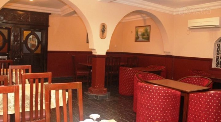 Castle Lodge Serviced Apartments