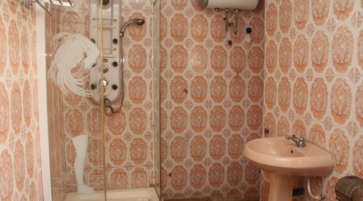 Precious Garden Hotel